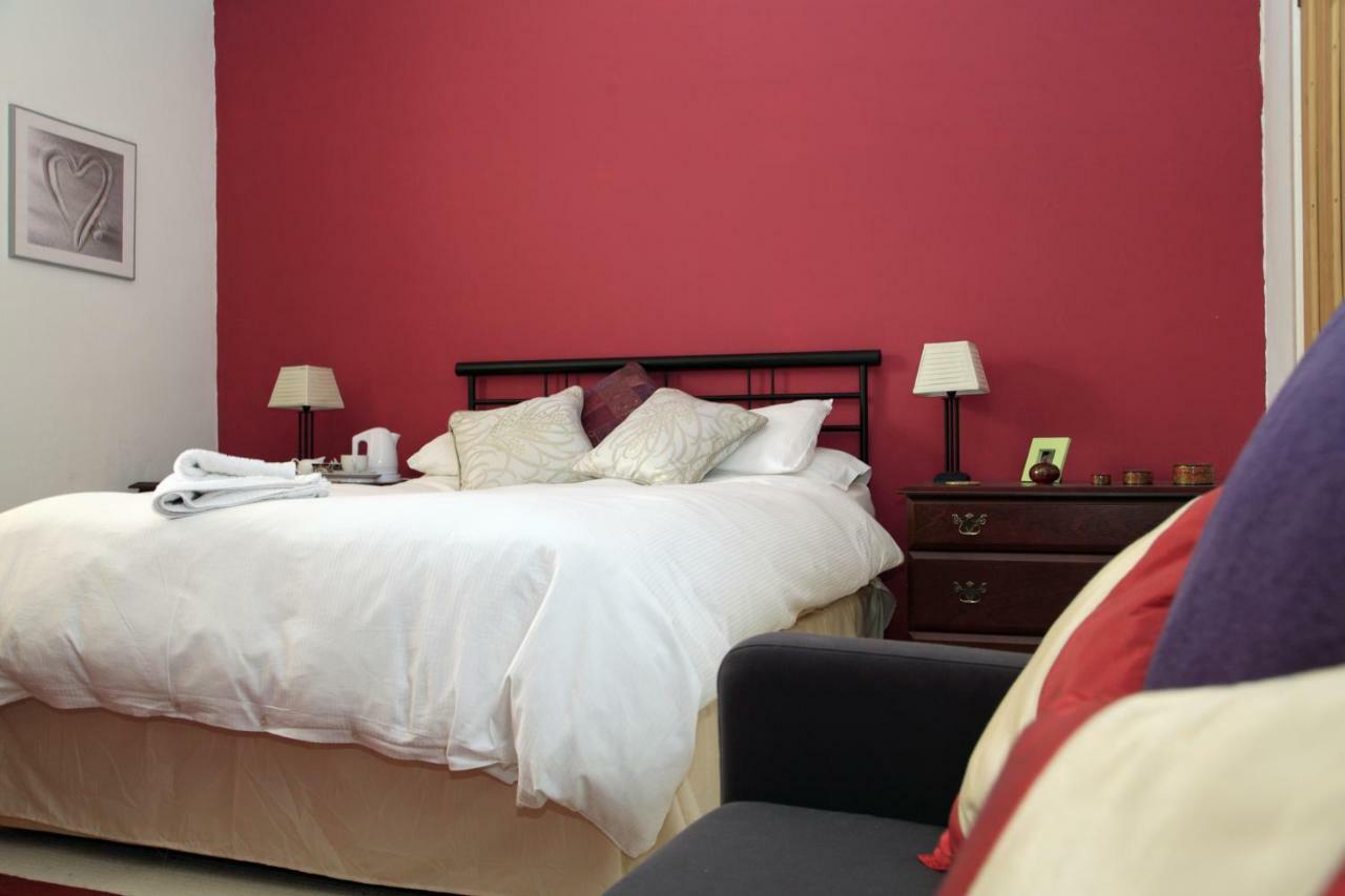 The Beeches Bed & Breakfast Churchill  Room photo